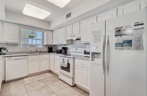 Southpointe House | Beautiful 3 Bdrm Gulf front home w/decks galore and amazing Gulf Views