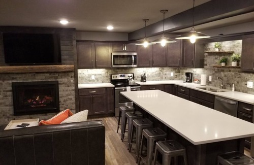 Boyne Falls Condo | Beautiful 3 Bed/3 Bath with Great Location! Renovated!