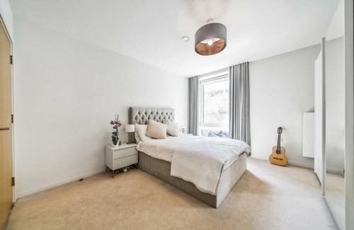 Syon Apartment | Beautiful 3-Bed Apartment in Brentford