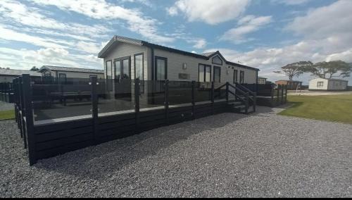 St. Andrews House | Beautiful 3-Bed Lodge in St Andrews