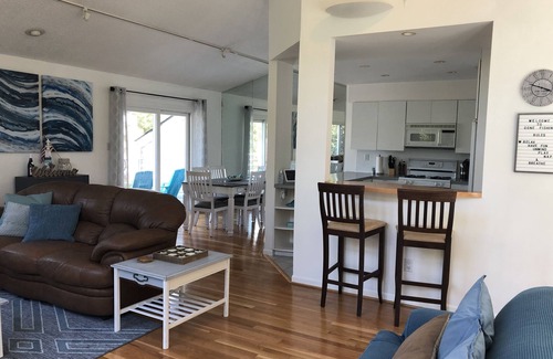 Northeast Virginia Beach House | Beautiful 3 bedroom house minutes from the beach and First Landing State park