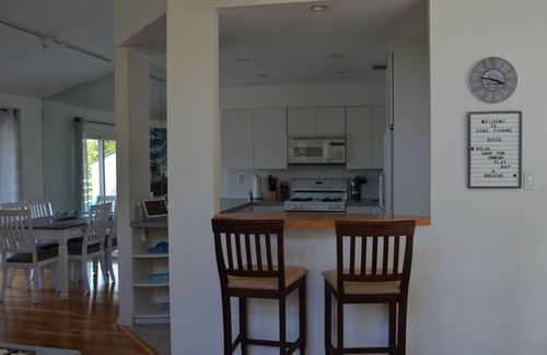 Northeast Virginia Beach House | Beautiful 3 bedroom house minutes from the beach and First Landing State park