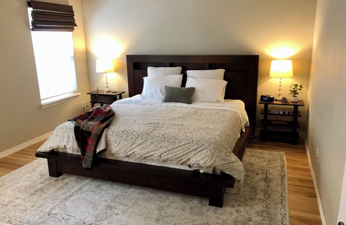 Rigden Farm House | Beautiful 3 bedroom House in Central Fort Collins