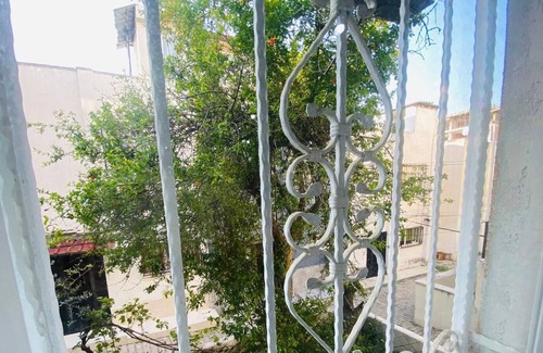 Kusadasi City Centre House | Beautiful 3-Bedroom House with Sea view and Garden