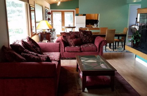 Soldotna Apartment | Beautiful 3 bedroom near the Kenai River!