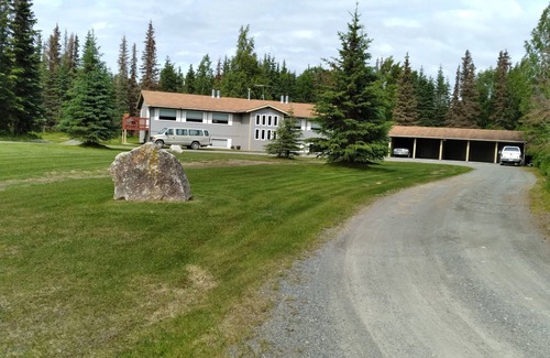 Soldotna Apartment | Beautiful 3 bedroom near the Kenai River!