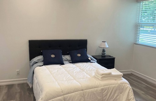 Valley Glen House | Beautiful 3 bedroom home with family sized pool