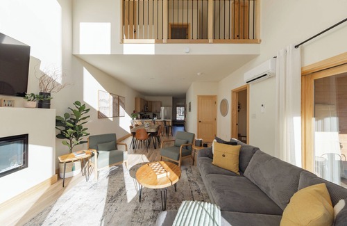 Wilmington House | Beautiful 3-bedroom townhome with a deck and balcony in serene Wilmington.