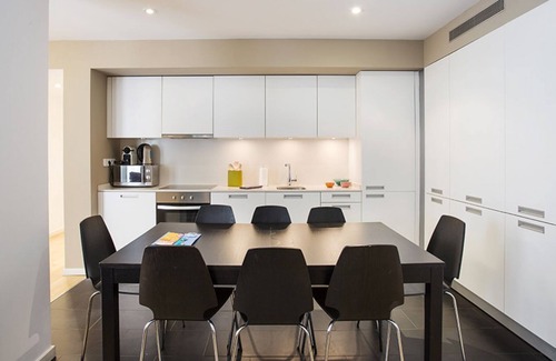 Poblenou House | Beautiful 3 Bedrooms Flat Front of the Beach