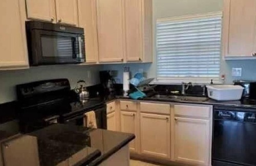 Boulevard Village and Tennis Condo | Beautiful 3 Br. Condo (320493) by Houzlet