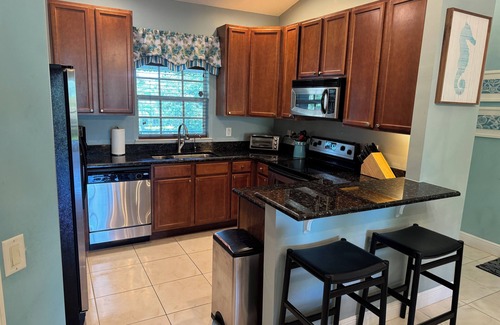 Gifford Condo | Beautiful 3 BR Condo in Boulevard Tennis/Padel Club-Pool, Fitness, Dining