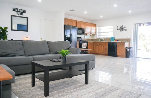 Ludlam House | Beautiful 3 BR home w/a refreshing pool, w/lots of yard space