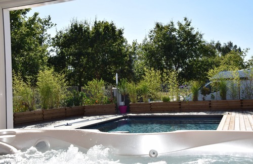 Grayan-Et-L'Hopital Villa | Beautiful 300 m² house with heated swimming pool and spa Close to the ocean