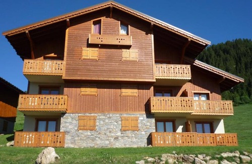 Bisanne 1500 Apartment | Beautiful 3-room apartment with terrace and garage in Villard-sur-Doron