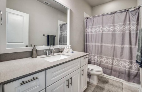 The Colony House | Beautiful 3 story luxury home close to the fun!