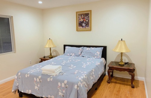 Mayflower Village Apartment | Beautiful 3B3B Apt Near City of Hope & Santa Anita Mall