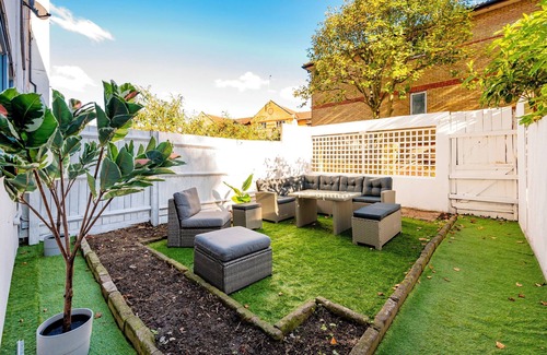 Harrow Road House | Beautiful 3bed house 7 min drive to Hyde Park