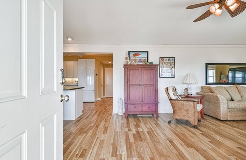 Bermuda Beach House | Beautiful 3rd row roomy Beach home with views, perfect for families and friends.