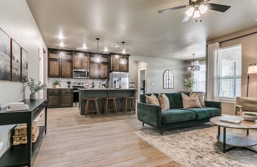 Norman House | Beautiful 4 bed/2 bath home in Norman!
