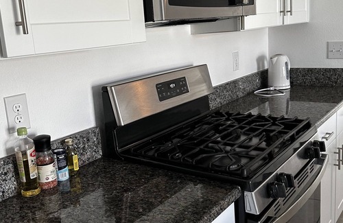 Ruskin House | Beautiful 4 bedroom, 2 1/2 bathrooms 2 story home