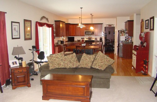 Saratoga Springs House | Beautiful 4 bedroom house perfect for Track/Ballet/Fall Getaway/Parent Weekends