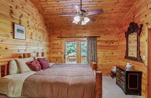 Fishs Eddy House | Beautiful 4-bedroom house with WiFi, AC in welcoming Fishs Eddy