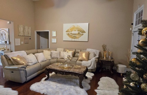 Evans House | Beautiful 4-BR/3BA/Great Room, Living Room, Office, WiFi. - 2025 MASTERS RENTAL