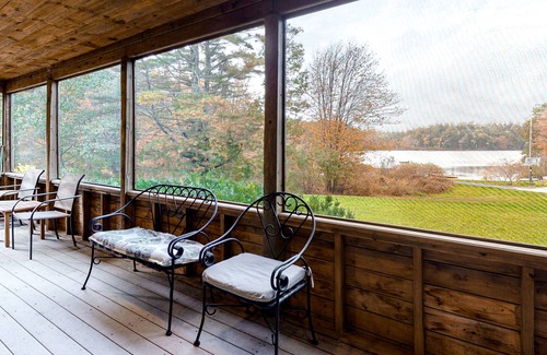 Boothbay Cottage | Beautiful 4-Cabin Waterfront Property w/ Beach, Dock, Kayaks, WiFi, Fireplaces