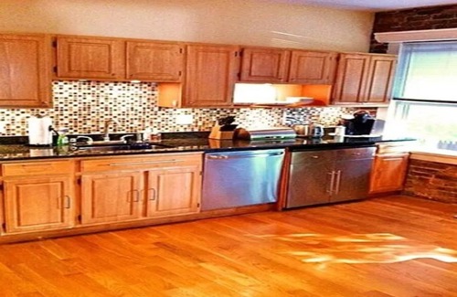East Boston House | Beautiful 4BD/2BA Gem! Near airport, city, subway!