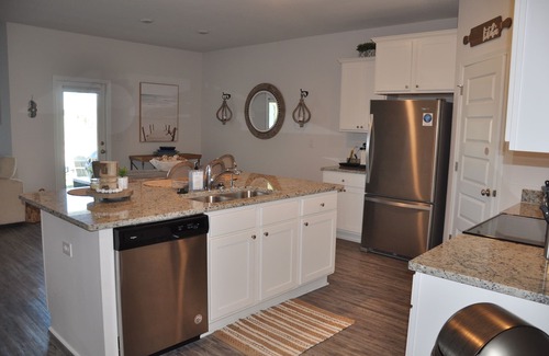 Port St. Joe House | Beautiful 4bd house super short walk to the beach! HEATED POOL