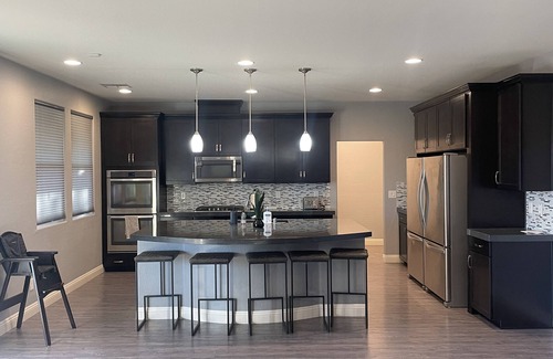 Enterprise House | Beautiful 5 Bed, 4 Bath home, 9mi from the strip,6mi from airport with RVparking