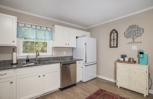 Morehead City House | Beautiful 5 Bedroom Home-Cardinal Seas