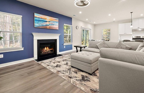 Bayside House | Beautiful 5 Bedroom Home in America's Coolest Small Town!