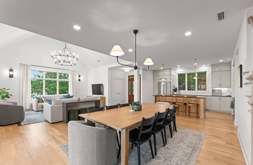 Denver House | Beautiful 5 Bedroom Lake-Front Home with Heated Saltwater Pool, Spa, and Dock