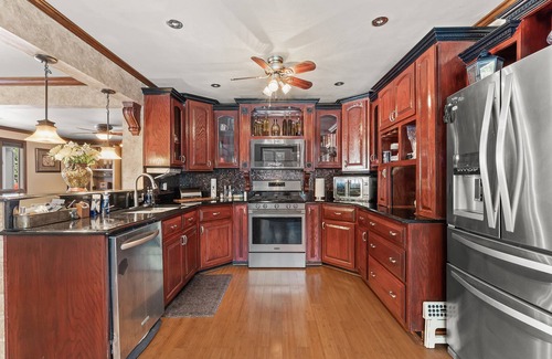 Cartersville House | Beautiful 5bd Home with Pool Near LakePoint Sports