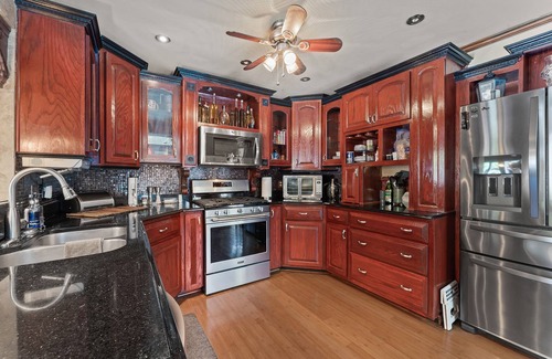 Cartersville House | Beautiful 5bd Home with Pool Near LakePoint Sports
