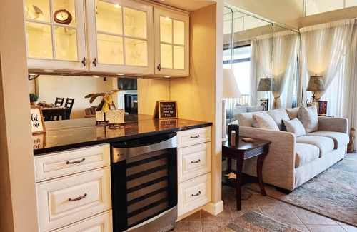 North Litchfield Beach Condo | Beautiful 6th floor, cathedral ceiling, ocean view condo