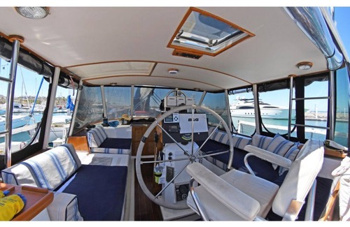 La Paz Boat Rental | Beautiful 72 foot sailing yacht. Explore the Sea of Cortez in style.