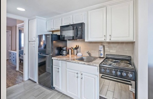 Myrtle Beach Condo | Beautiful 8th floor one-bedroom condo at the Bluewater Resort.