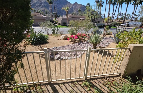 Indian Wells Condo | BEAUTIFUL, AFFORDABLE INDIAN WELLS CONDO, HEATED POOLS AND SECURITY GATE STAFFED
