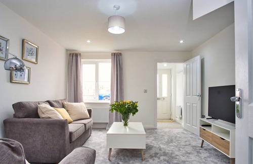 Peterborough House | BEAUTIFUL AND BRAND NEW HOUSE IN A QUIET LOCATION
