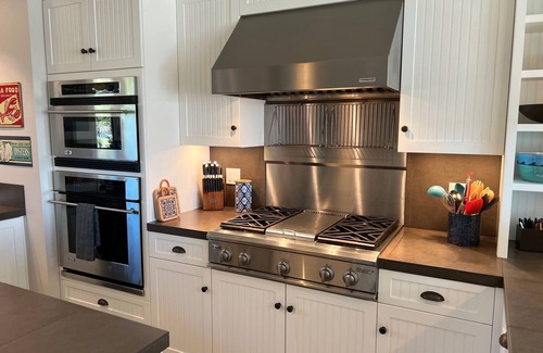 Long Beach House | Beautiful and cozy! Amazing views and steps from the beach! 30 Day Rental