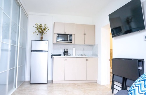 Flagami Apartment | Beautiful and cozy apartment.