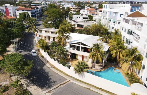 Santo Domingo Apartment | Beautiful and entire guest house ocean front with private pool