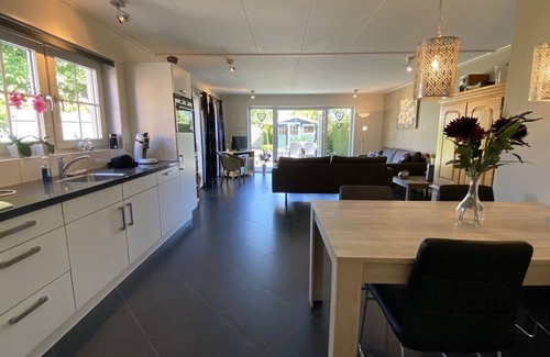Wolphaartsdijk House | Beautiful and luxury 4-person holiday home in Oud-Sabbinge