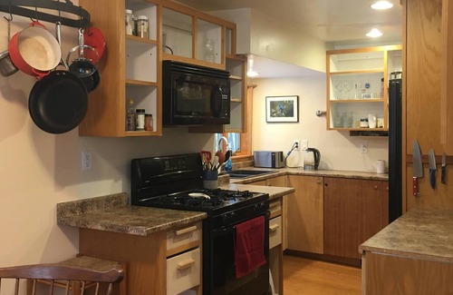 Lyme Center House | Beautiful and Quiet 3-bedroom Lake House