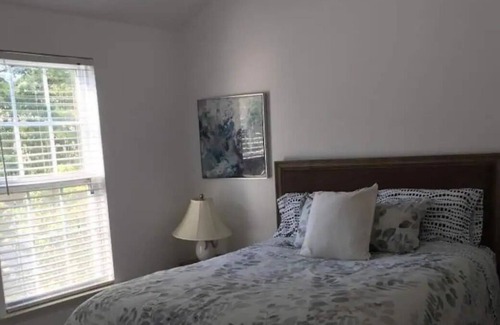 Fuquay-Varina House | Beautiful and Relaxing Home in Fuquay-Varina