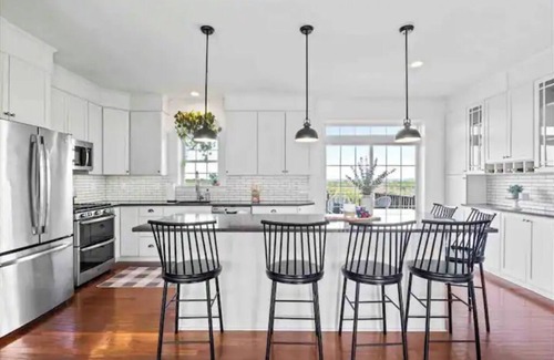 Canandaigua House | Beautiful and Secluded getaway on 10 acres