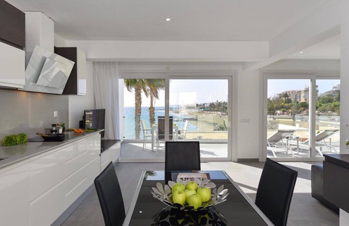 San Agustin Apartment | Beautiful apartment for 6 people with A/C, WIFI, TV, terrace and pets allowed