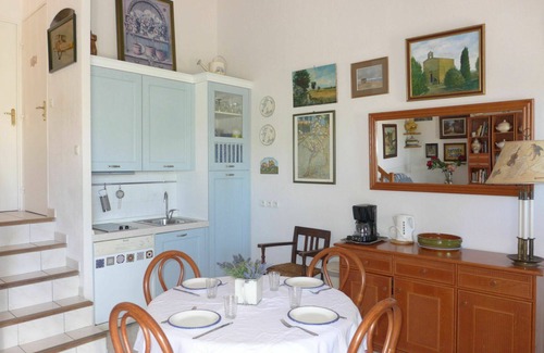 La Rouviere Apartment | Beautiful apartment for 4 guests with pool, WIFI, TV, terrace, pets allowed and parking
